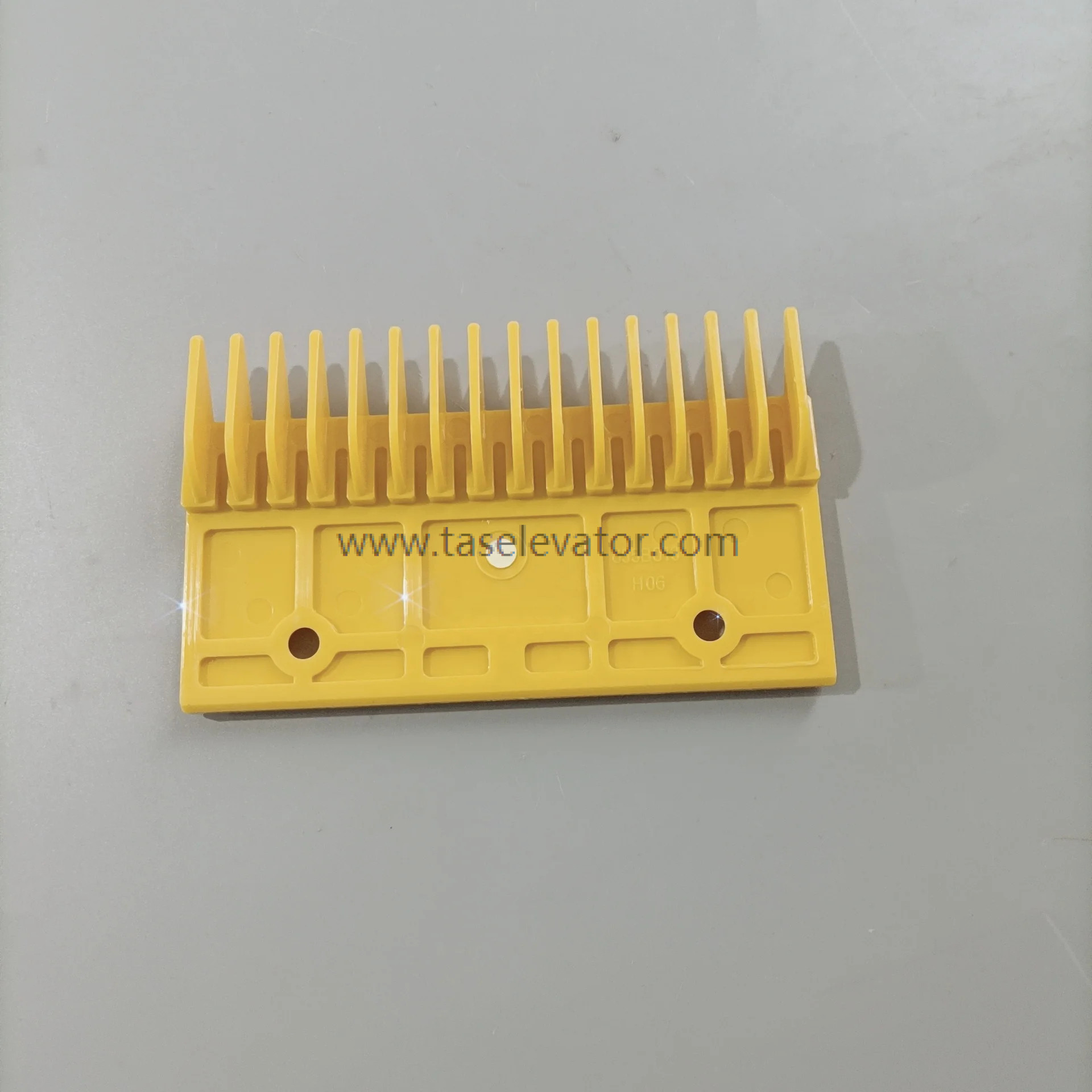 Escalator Aluminum Comb 655B013H06 HE655B013 - Image 3