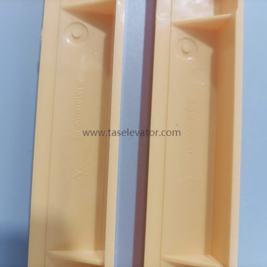 Escalator Yellow Side L47332140A L47332140B