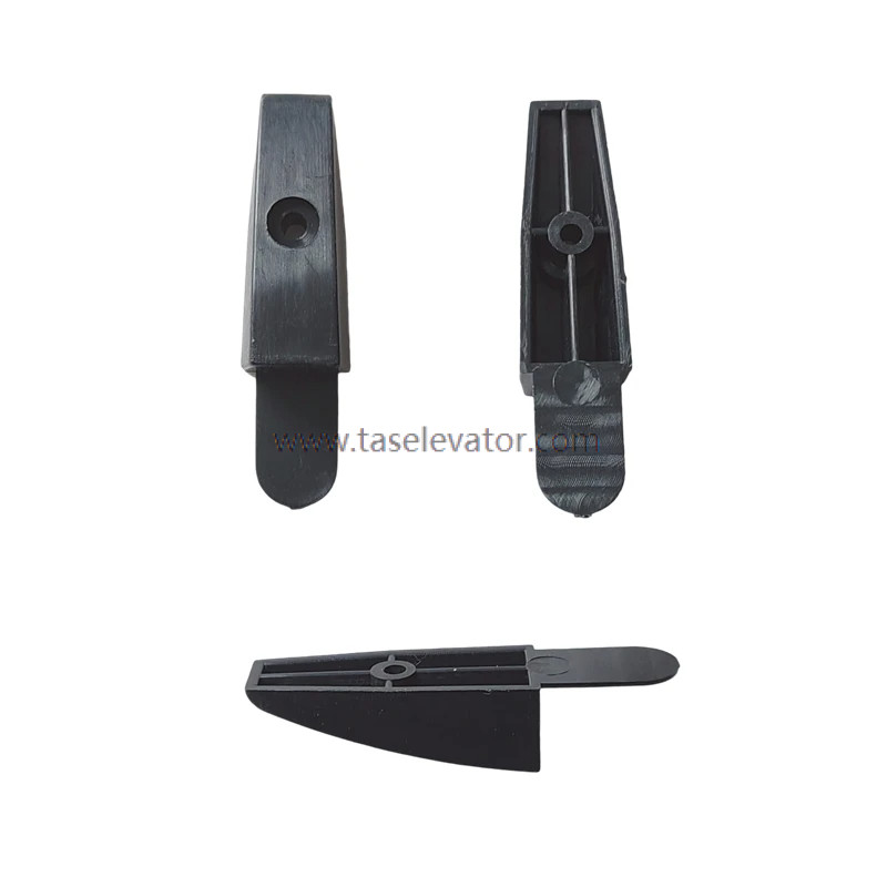 Escalator Brush Plug Single Row Plastic Plug L75.5mm