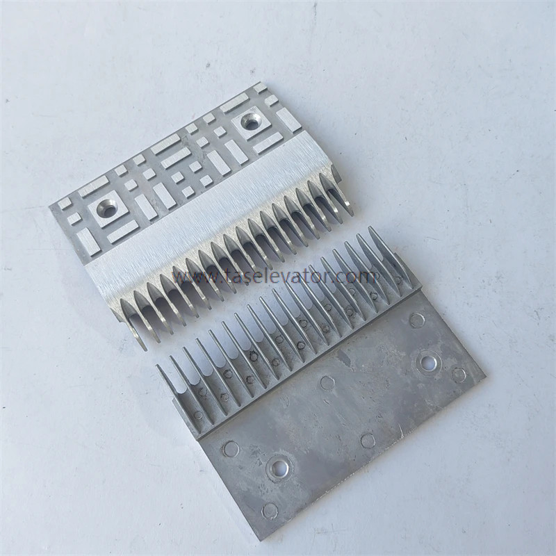 Escalator Aluminium Comb 18 Teeth 152_107mm - Image 2